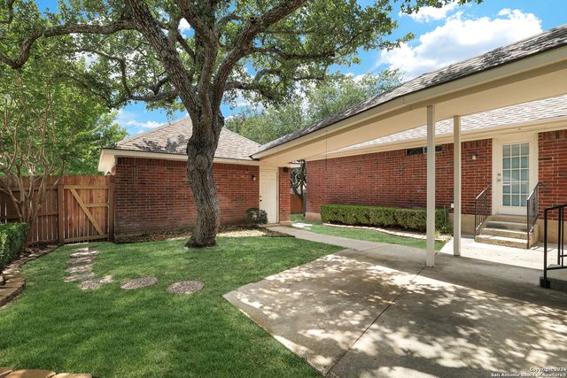 13823 Shavano Glenn, San Antonio, TX 78230