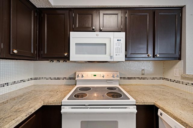 2300 Old Spanish Trail 1077, Houston, TX 77054