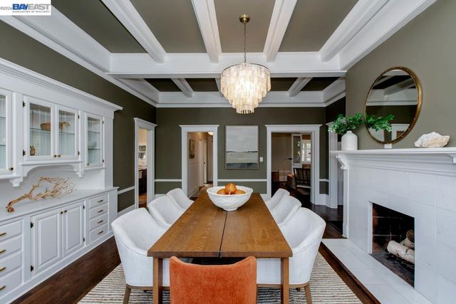 1024 Grand St, Alameda, CA 94501