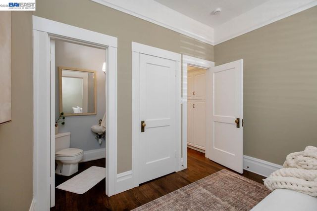 1024 Grand St, Alameda, CA 94501