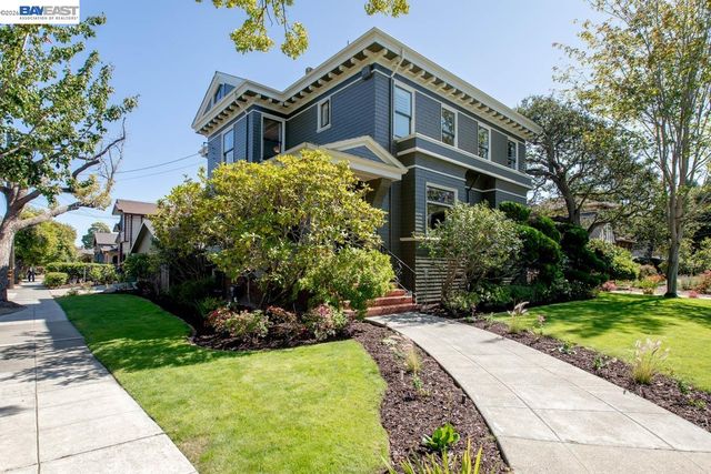 1024 Grand St, Alameda, CA 94501