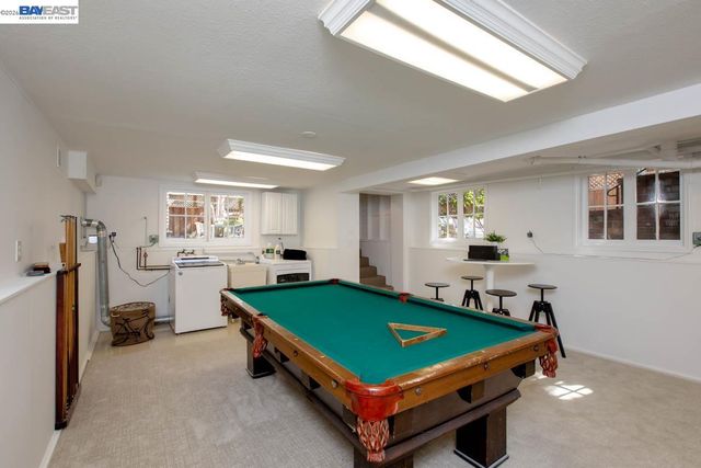 1024 Grand St, Alameda, CA 94501