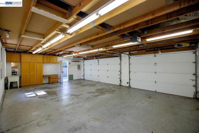 1024 Grand St, Alameda, CA 94501