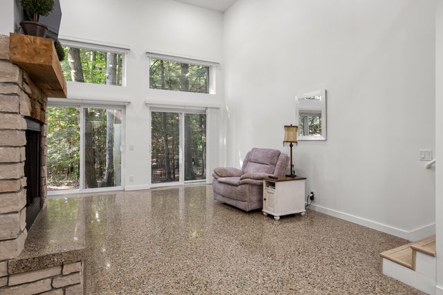6065 N Scenic Woods Circle N, Muskegon, MI 49445