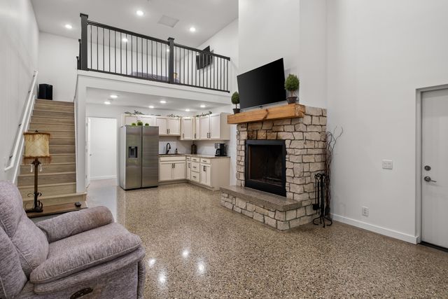 6065 N Scenic Woods Circle N, Muskegon, MI 49445