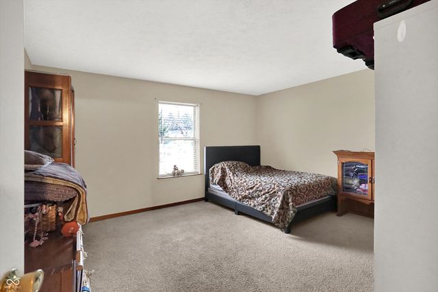 6494 Crimson Circle East Drive, Indianapolis, IN 46227