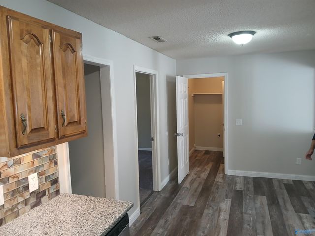 813 Sunshine Street, Hartselle, AL 35640