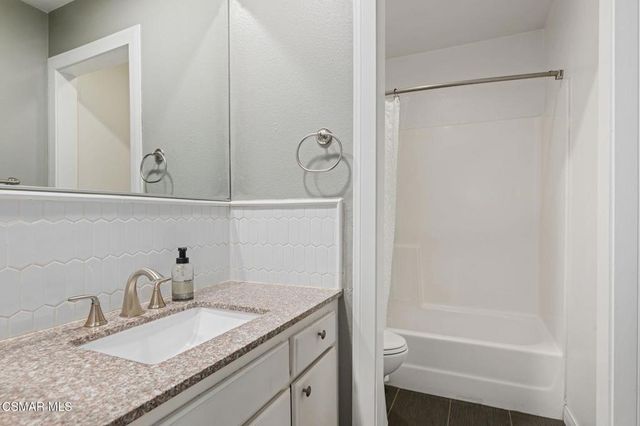 14985 Reedley Street, Moorpark, CA 93021