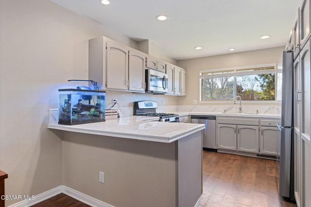 14985 Reedley Street, Moorpark, CA 93021