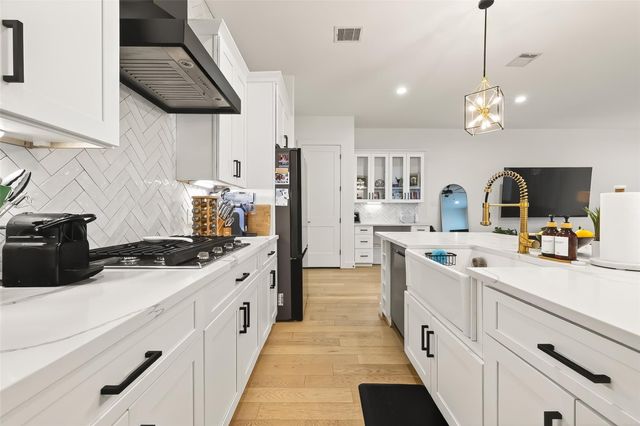 1926 Hoskins Drive, Houston, TX 77080