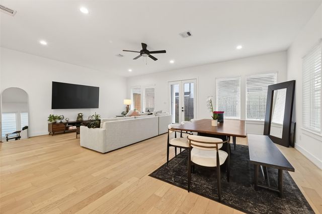 1926 Hoskins Drive, Houston, TX 77080