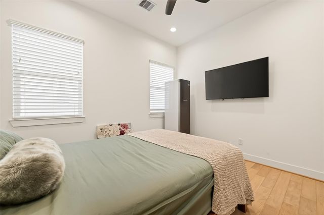 1926 Hoskins Drive, Houston, TX 77080