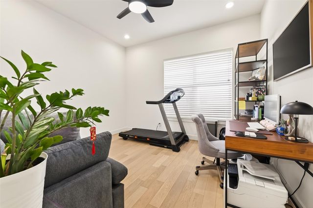 1926 Hoskins Drive, Houston, TX 77080