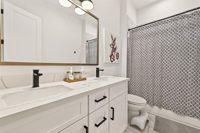 1926 Hoskins Drive, Houston, TX 77080