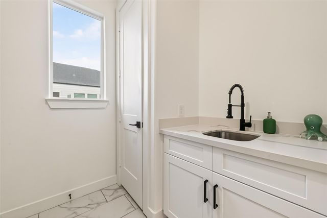 1926 Hoskins Drive, Houston, TX 77080