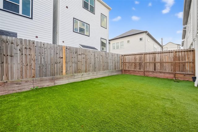 1926 Hoskins Drive, Houston, TX 77080