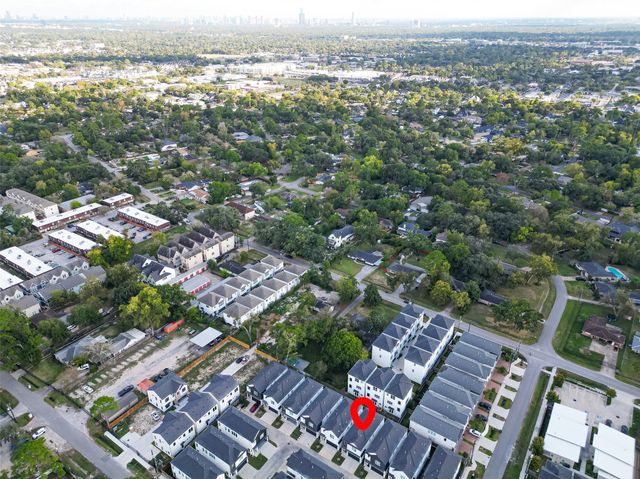 1926 Hoskins Drive, Houston, TX 77080