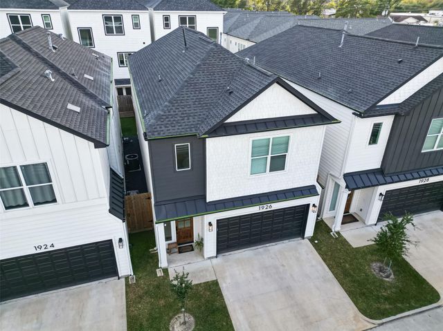 1926 Hoskins Drive, Houston, TX 77080