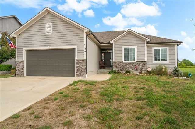 1201 Mesa Drive, Belton, MO 64012