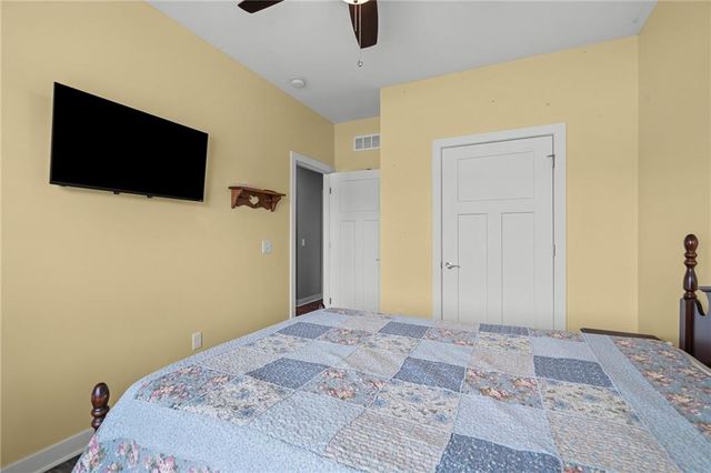 1201 Mesa Drive, Belton, MO 64012