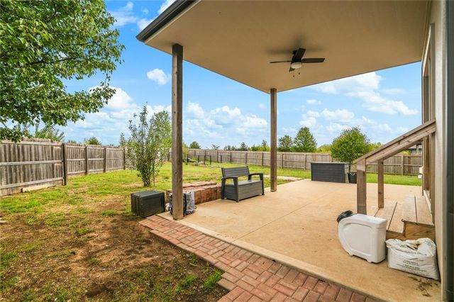1201 Mesa Drive, Belton, MO 64012