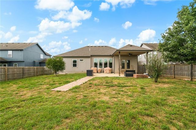 1201 Mesa Drive, Belton, MO 64012