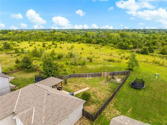 1201 Mesa Drive, Belton, MO 64012