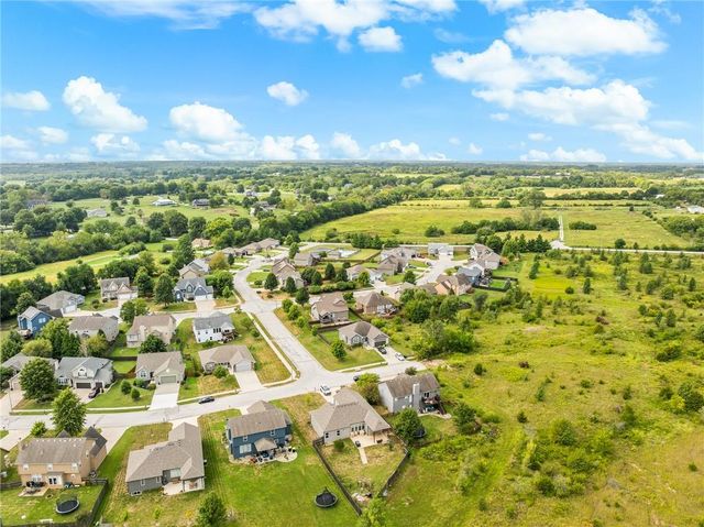 1201 Mesa Drive, Belton, MO 64012