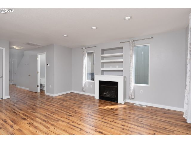 561 Nw MITCHELL Ct, Camas, WA 98607