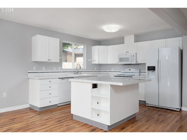 561 Nw MITCHELL Ct, Camas, WA 98607