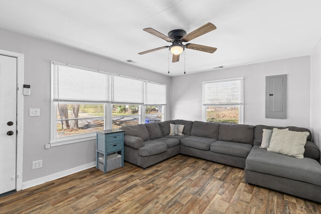 2401 Falcon Road, North Charleston, SC 29406