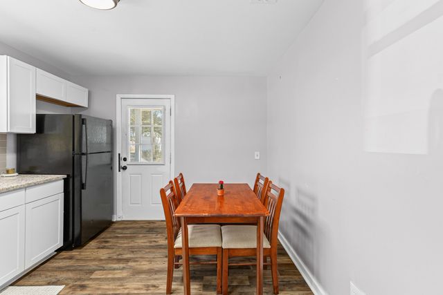 2401 Falcon Road, North Charleston, SC 29406