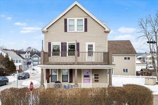 15 Hillock St. 2., Boston, MA 02131