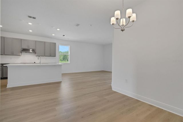 736 SUNSHOWER DRIVE, Lady Lake, FL 32159