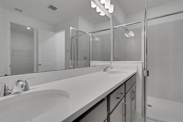 736 SUNSHOWER DRIVE, Lady Lake, FL 32159