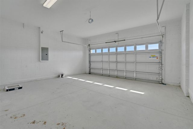 736 SUNSHOWER DRIVE, Lady Lake, FL 32159