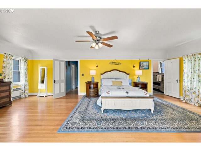 4119 Se RIVER Dr, Milwaukie, OR 97267