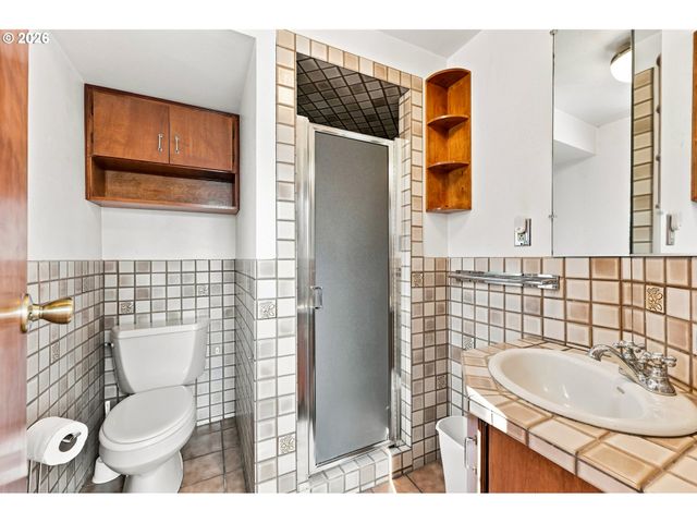 4119 Se RIVER Dr, Milwaukie, OR 97267