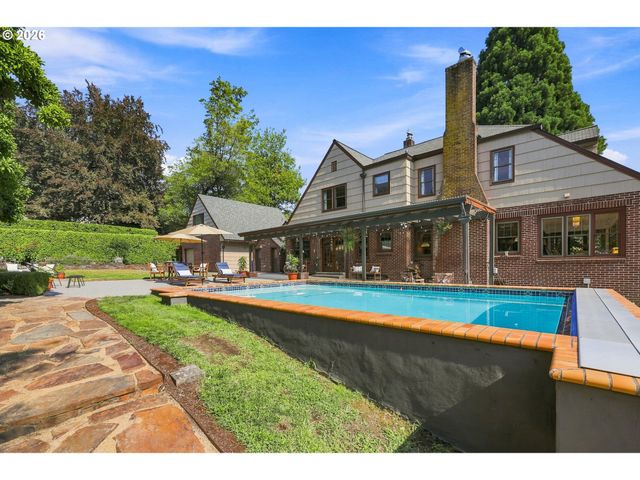 4119 Se RIVER Dr, Milwaukie, OR 97267