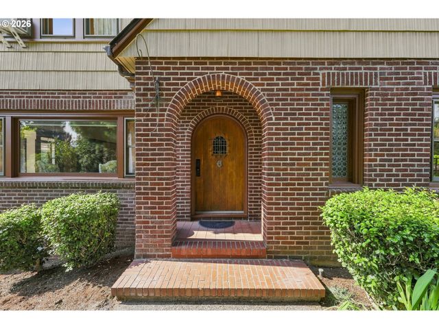 4119 Se RIVER Dr, Milwaukie, OR 97267