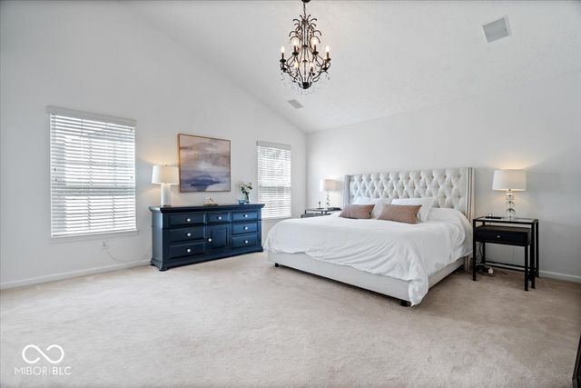 6537 Briarwood Place, Zionsville, IN 46077