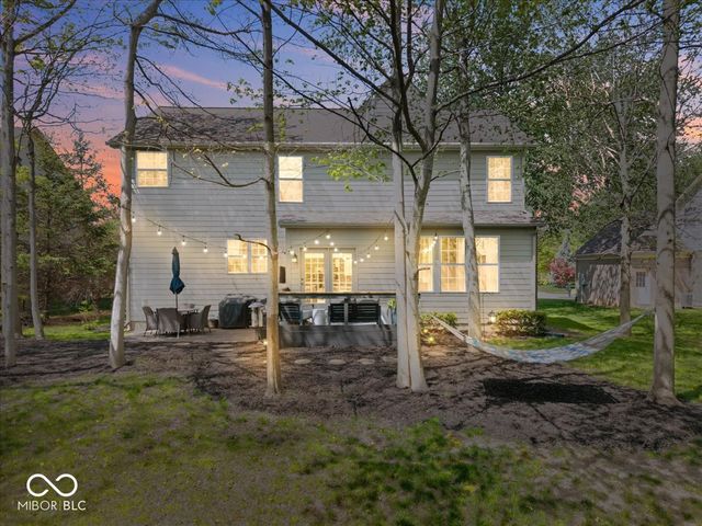 6537 Briarwood Place, Zionsville, IN 46077