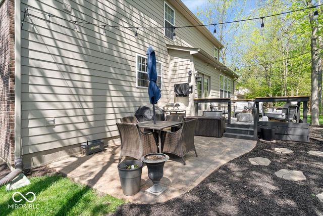 6537 Briarwood Place, Zionsville, IN 46077