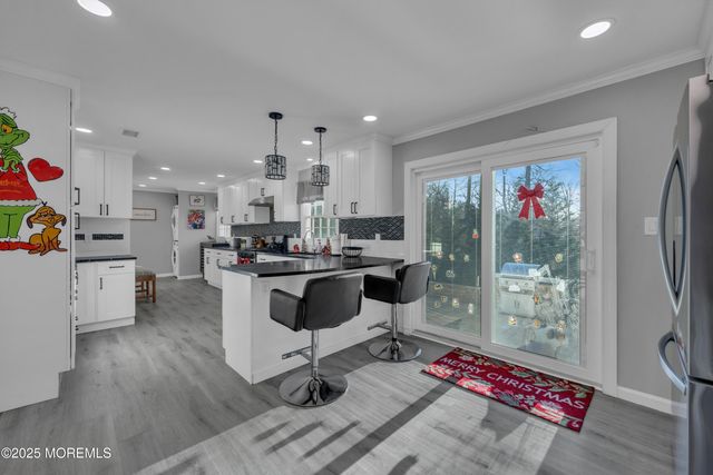 1 Kerry Court, Old Bridge, NJ 08857