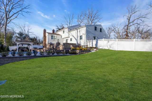 1 Kerry Court, Old Bridge, NJ 08857