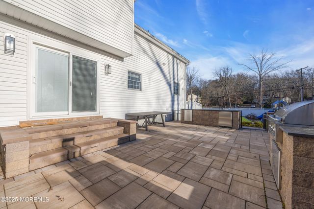 1 Kerry Court, Old Bridge, NJ 08857