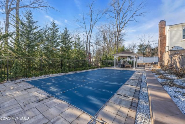 1 Kerry Court, Old Bridge, NJ 08857