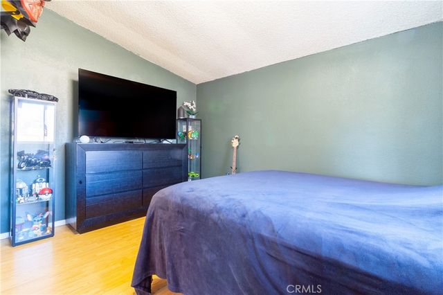 2005 W Milling, Lancaster, CA 93536