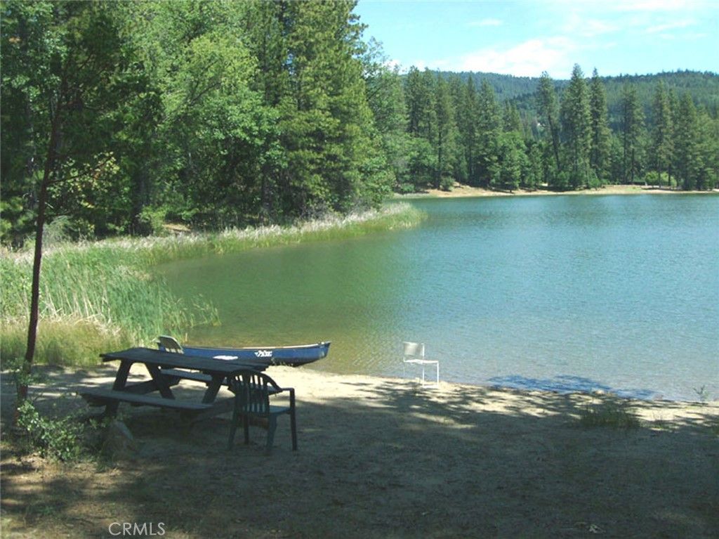 Image 13 of property listing at 13903 Ingersoll Drive, Dobbins, CA 95935