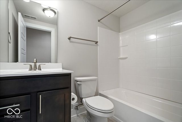16275 Spring Bank Court, Fishers, IN 46040